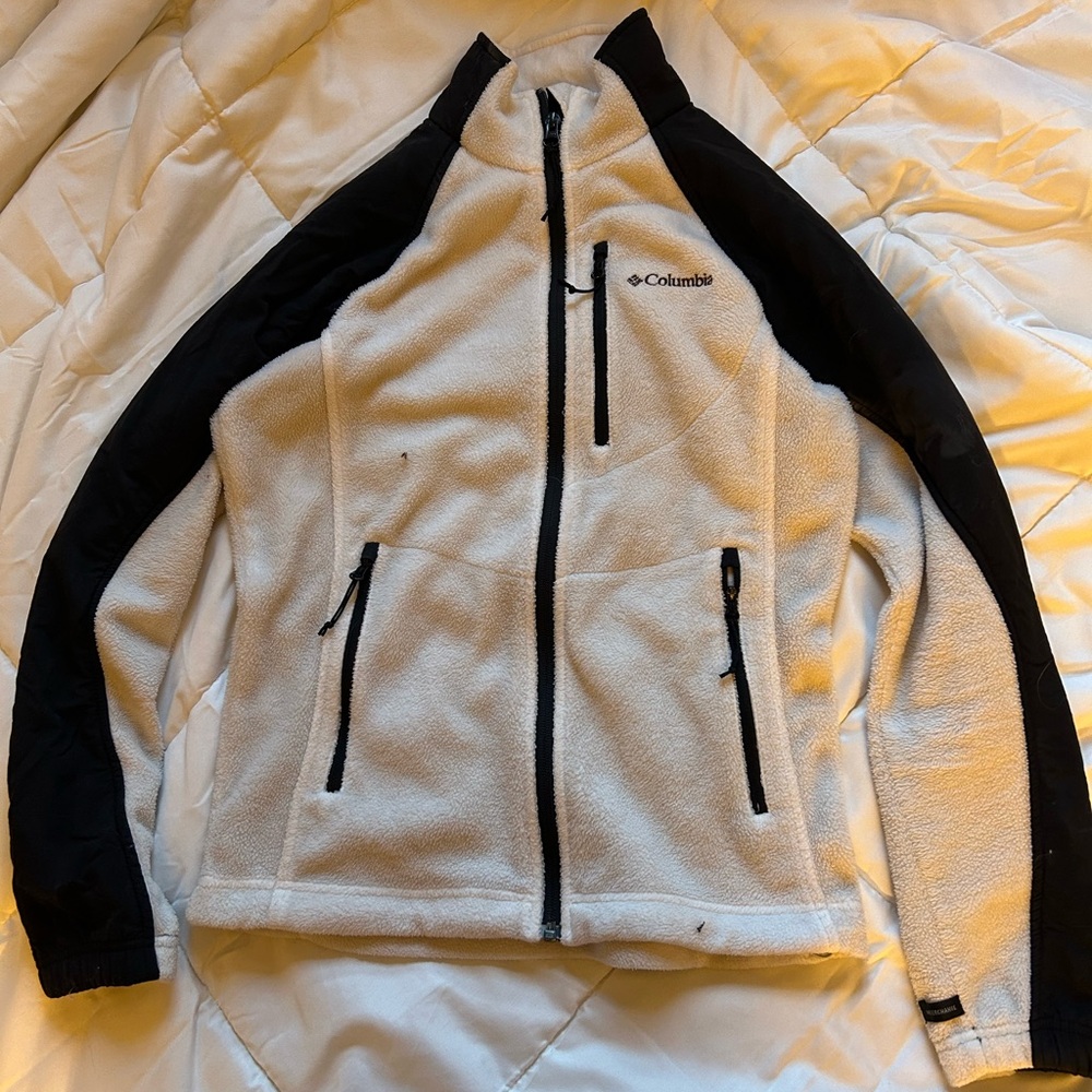 Columbia Black and White Fleece Jacket